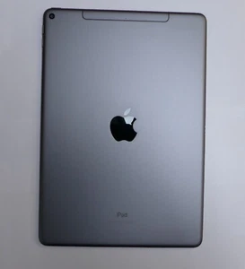 Apple iPad Air 3, 3 GB, 64 GB, (Wi-Fi + Cellulare) 10,5", Grigio Siderale - Non si accende - Foto 1 di 8
