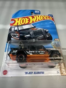 Estuche Hot Wheels Super Treasure Hunt STH '20 Jeep Gladiator 2025 F - En mano - Imagen 1 de 2