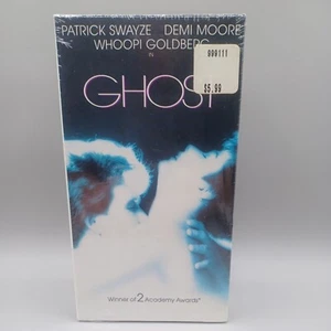 Ghost VHS Brand New Sealed Original 1990 Black Tape Cassette Patrick Swayze - Imagen 1 de 6