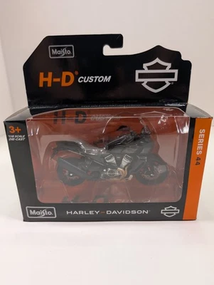 Maisto HD Black 2023 Pan America 1250 Special Series 44 1:18 Harley Davidson  - Image 1 of 4
