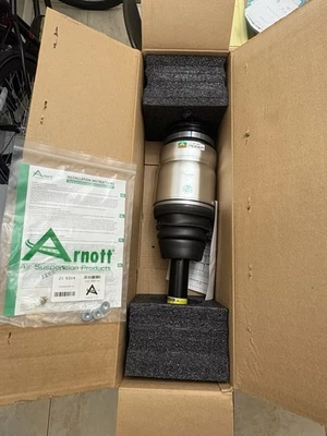 New! Land Rover Arnott Rear Air Suspension Strut AS-2534  Range LR3 LR4 Sport - Image 1 of 4
