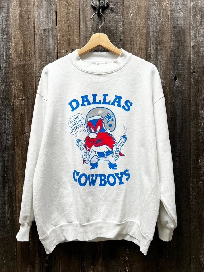 Dallas Cowboys Football NFL champions cartoon crewneck sweatshirt VK05268 - Image 1 of 1