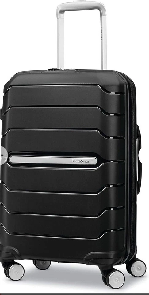 Samsonite Freeform 20.5" x 14.5" x 10.0" Carry-Ons - Black - Image 1 of 1
