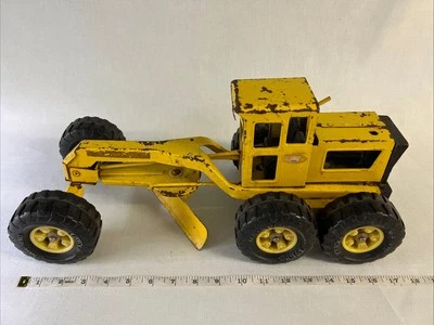 Vintage Tonka Road Grader Scraper MR-970 Wheels Yellow Pressed Steel 18” - Image 1 of 4