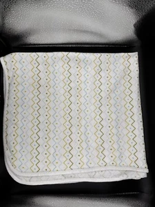 Lullaby Lane Thermal Chevron Geometric thermal Waffle Weave Baby blanket RARE - Picture 1 of 12
