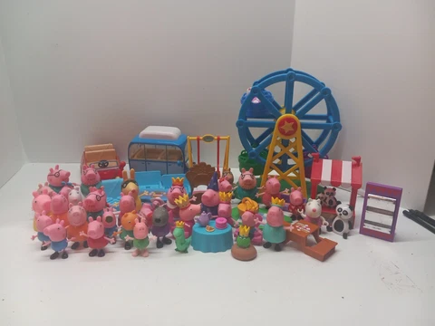 Peppa Pig Figure Lot Of 35 Plus Accessories Cover