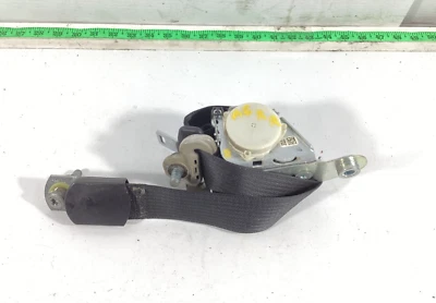 2011 - 2020 道奇 Grand Caravan 右后座皮带拉刀 P0ZV701X9AC 原始设备制造商 — 第 1/4 张图片