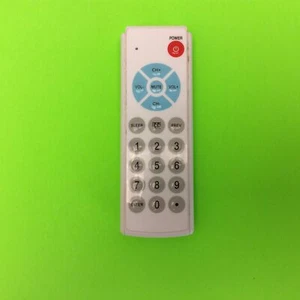 White Remote - Picture 1 of 2