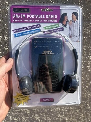 SEALED -GPX A2093 Personal AM/FM Radio w/ Headphones & Built In Speaker FREESHIP - Image 1 of 3