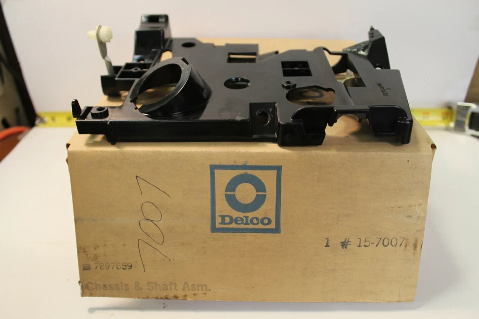 NOS OEM GM Chassis and Shaft Assembly 7897659 7896646-1 1977 Buick Electra (769) - Image 1 of 4