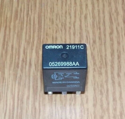 Relé Chrysler Omron 21911C 5 clavijas 05269988AA Foto 1 de 3