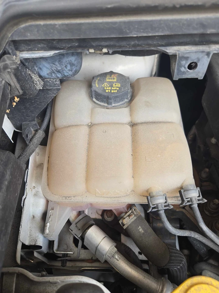 Used Engine Coolant Reservoir fits: 2015 Ford C-max electric EV Grade C Foto 1 de 4