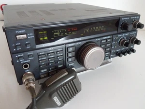 ÉMETTEUR-RÉCEPTEUR HF KENWOOD TS-450S........................RADIO_TRADER_IRELAND. - Photo 1/12