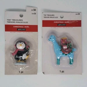 2 Ashland Tiny Treasures Weihnachten Noel Pinguin und Lama Figur Neu und Versiegelt  - Bild 1 von 3