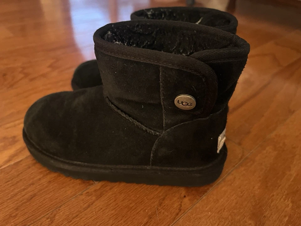 Ugh Jona Black Boots Size 12 - Image 1 of 4