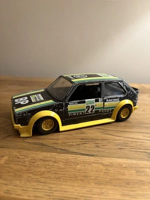 Coche de campeonato de carreras vintage Burago Volkswagen VW Golf GTI 9101 modelo 1:24 Foto 1 de 4
