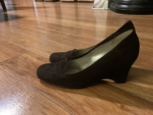 Women’s Peter Kaiser Brown Fine Suede Wedge Pumps Size 8 - Picture 1 of 7