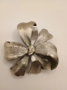 Samsan Vintage Bow Brooch Silver Tone With Rhinestones Pin  - Picture 1 of 12