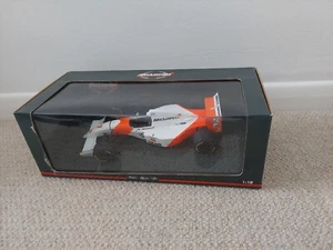 Minichamps 530 931817 Mclaren MP4/8 Mika Hakkinen 1:18 Scale - Picture 1 of 5