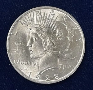 1923P Peace dollar - Picture 1 of 6