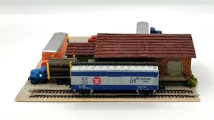 N Scale Weathered Custom Built Single Story Freight Depot Diorama - Picture 1 of 4