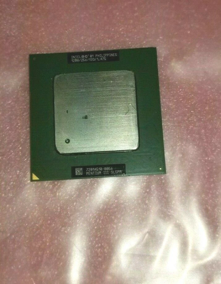 Intel® Pentium® III   1.20 GHz  RK80530PZ009256   SL5PM  SOCKET 370 CPU  - Image 1 of 1