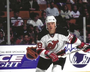 Autographed KEVIN DEAN New Jersey Devils 8x10 photo - COA - Picture 1 of 1