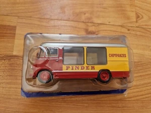 IXO ALTAYA 1/64 JEAN PINDER CIRCUS CITROEN U23 CHIMPANZEE TRUCK - Picture 1 of 5