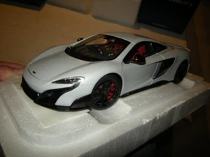 1:18 Autoart McLaren 675 LT Silica white/weiss OVP Limited Edition - Picture 1 of 3
