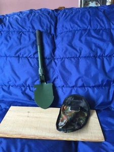 Portable Camp Shovel 88 with Compass in the Handle in Camouflage Case  Pre-owned - Picture 1 of 8