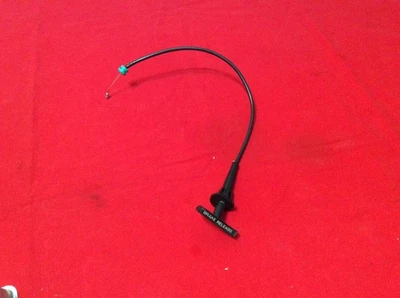 78-88 Olds Cutlass Supreme, 442 Cable de manija de liberación de freno de emergencia de estacionamiento Foto 1 de 4