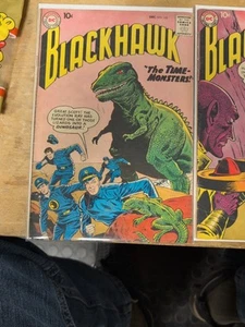 Blackhawk Vintage 5 Lot Comics 10 Cent # 143, 136, 130, 124,123 - Bild 1 von 5