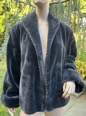 VINTAGE 1950's CHARCOAL GRAY CROPPED OPEN FRONT FAUX FUR TEDDY BEAR COAT - Image 1 of 4