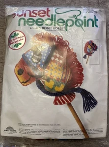 Vintage 1979 Sunset Needlepoint Kit #6042 "Child's Hobby Horse" NEU versiegelt - Bild 1 von 2