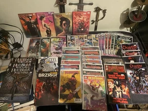 Large Lot Of Comics Marvel Dc Dead Pool Gwen Pool And So Much More Over 150 Book - Picture 1 of 23