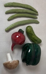 Vtg Ceramic Veggies Decorations Green Beans, Mushroom, Pepper, Radish, Cucumbe - Picture 1 of 8