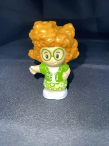 Fisher Price Little People SOFIE GIRL in GREEN DRESS - Picture 1 of 2