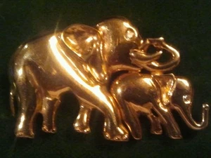 14k gold Elephants 2 Trunks up with Diamond Eyes Brooch 13.3 Grams Stunning . - Picture 1 of 4