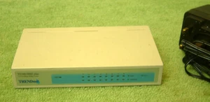 TrendNet TE100-S88Eplus 10/100 8 Port Network Router Switch with UK PSU  - Picture 1 of 2