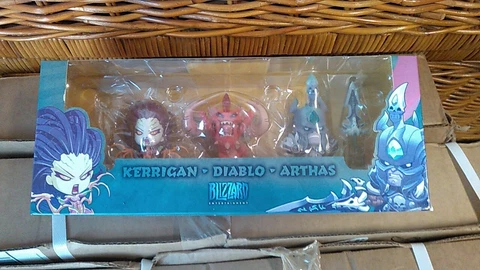 Blizzcon 2013 Souvenir Set Kerrigan Diablo Arthas Starcraft Warcraft Cute Deadly Cover
