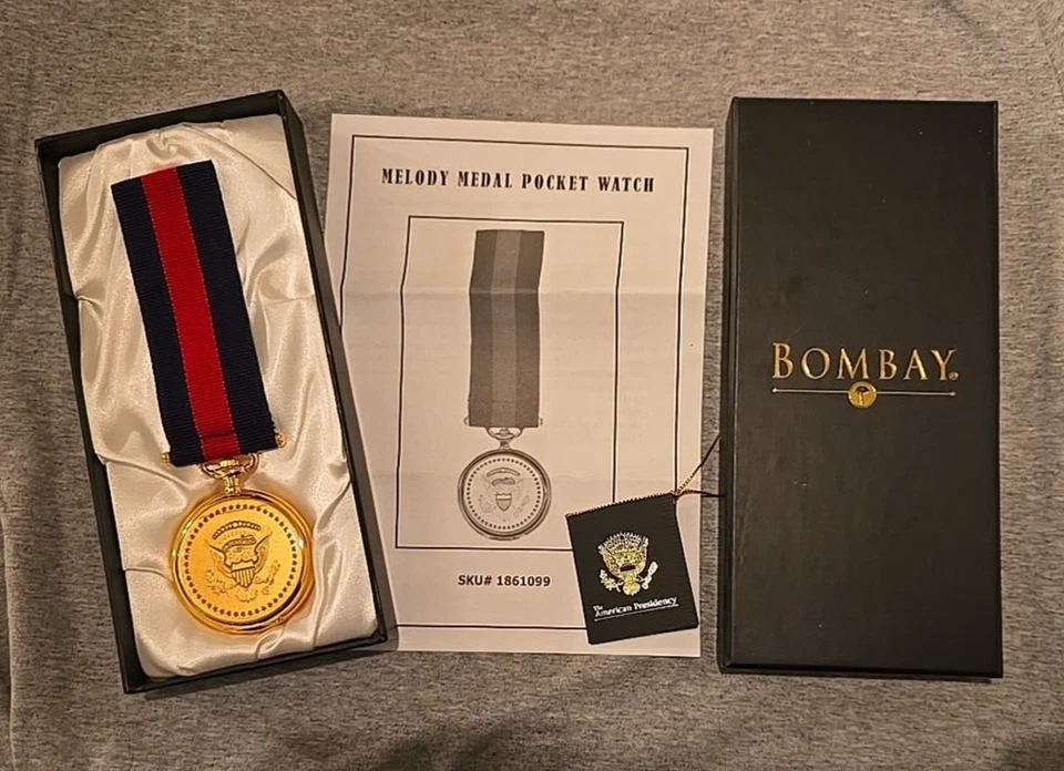 Melody Medal Ribbon Gilded Gold Pocket Watch US American Presidency Bombay Bd665