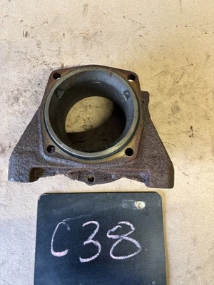 87 CHEVROLET GMC TRUCK K10 K20 K1500 NP208 NP241 NP243 TH350 700R4 ADAPTER MOUNT - Image 1 of 4