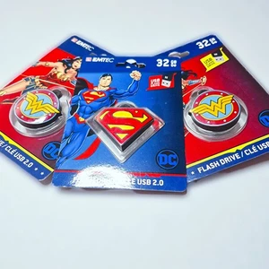 Superman & Wonder Woman EMTEC 32GB USB Drive Bundle - DC Comics - Free Shipping - Picture 1 of 4