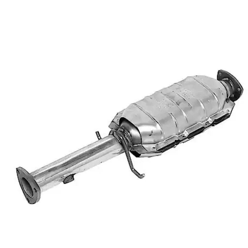 Convertidor catalítico-EPA Walker 15823 Isuzu, Chevy, GMC Foto 1 de 4