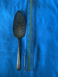Oneida Wm. A. Rogers  MALIBU   Silverplate  Pie Cake Dessert Pastry Server  1934 - Picture 1 of 7