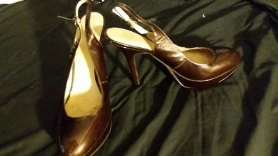 Salto traseiro marrom Joan & David tamanho 8m - Imagem 1 de 4