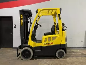 2015 HYSTER S40FTS 4,000LB 4 STAGE CUSHION LPG FORKLIFT STK 12364 - Picture 1 of 13