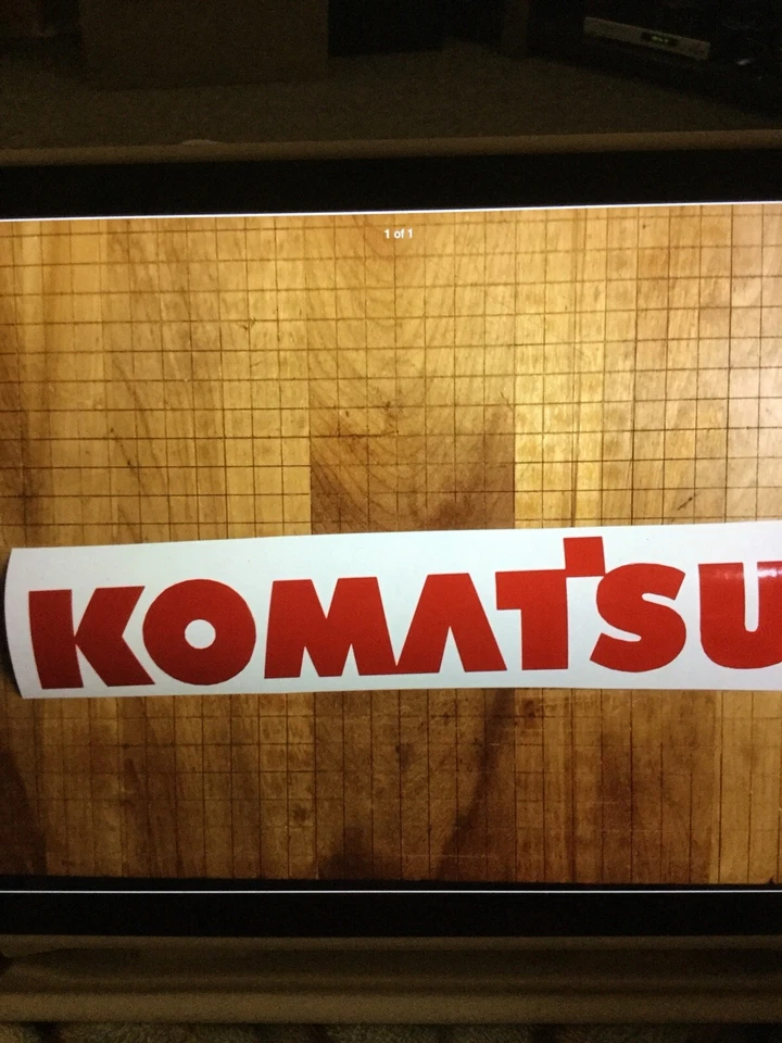Виниловая наклейка Komatsu для вилочного погрузчика (комплект из 2 красных или набор из 2 белых наклеек) - Изображение 1 из 1