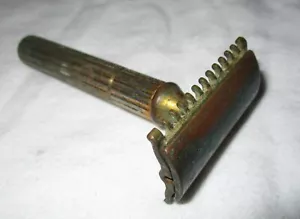 VINTAGE GILLETTE GOODWILL 1931 SAFETY SHAVING RAZOR SCREW ON FAT HANDLE - Picture 1 of 2