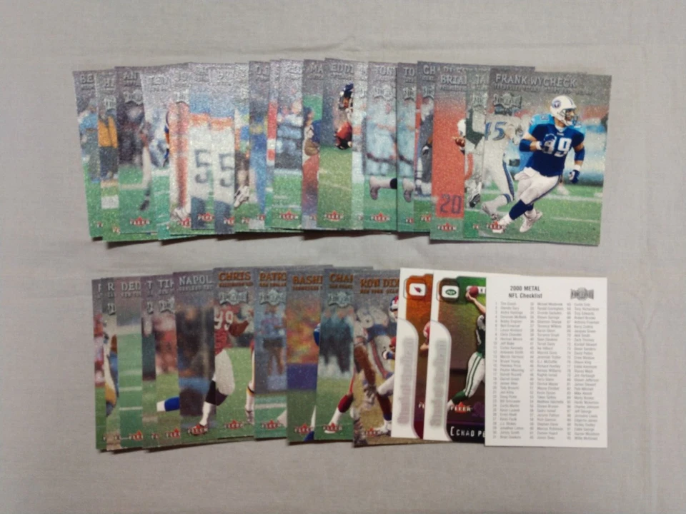 2000 Metal Football - - - Pick A Card - - - Complete a Set - Image 1 of 1
